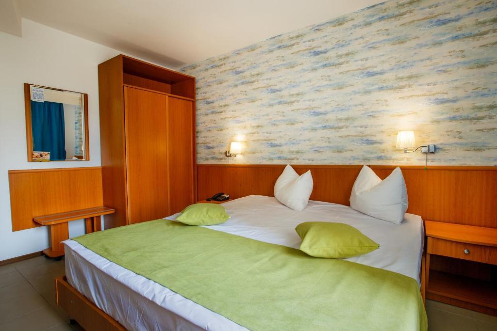 Hotel Apollo 8
